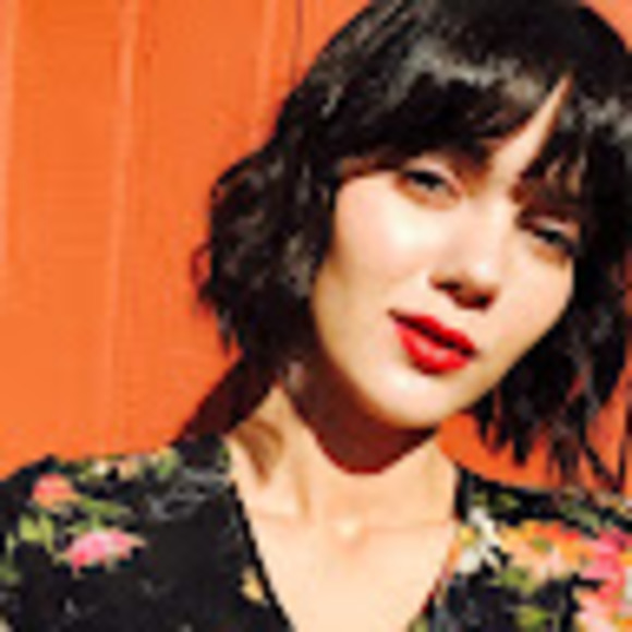 Meet your Posher, Constanza - Picture 1 of 1